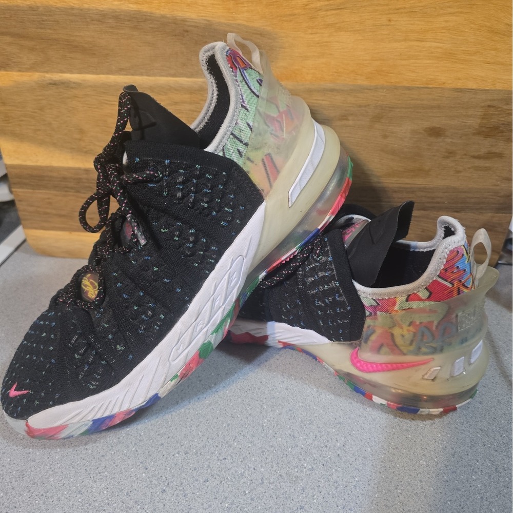 Nike LeBron XVIII 18 GS James Gang Black White Multicolor Size 6.5 Youth